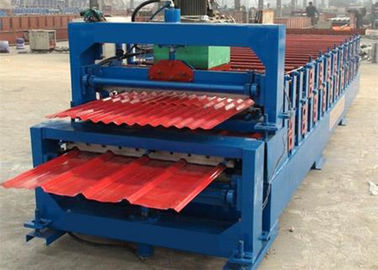 Çin Kesimde Yüksek Hassaslıkla 5.5KW Yüksek Hızlı Çatı Panel Rulo Şekillendirme Makinesi Tedarikçi