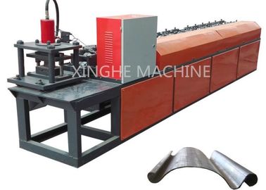 Çin Yeni Merdane Kepenk Kapı Şekillendirme Makinesi / Merdane Şekillendirme Makinesi Tedarikçi
