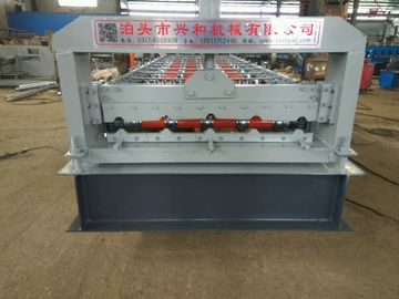 Çin 4kw 380V PPGI Çelik Kiremit Türü Renkli Taş Kaplı Metal Kiremit Rulo Şekillendirme Makinesi Tedarikçi