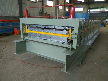 Çin Daldırma Galvanizli Demir Duvar Paneli Rulo Makinesi 380V 60HZ 10-12MPa Hidrolik Basınç Şekillendirme Tedarikçi