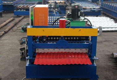 380V Elektrik Oluklu Rulo Şekillendirme Makinesi 850mm Genişlik için Çatı Kaplama Sayfası Tedarikçi